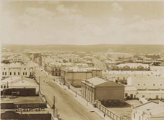Фото. Иркутск: Большая улица от церкви Благовещенья к Ангаре. 1900 г.